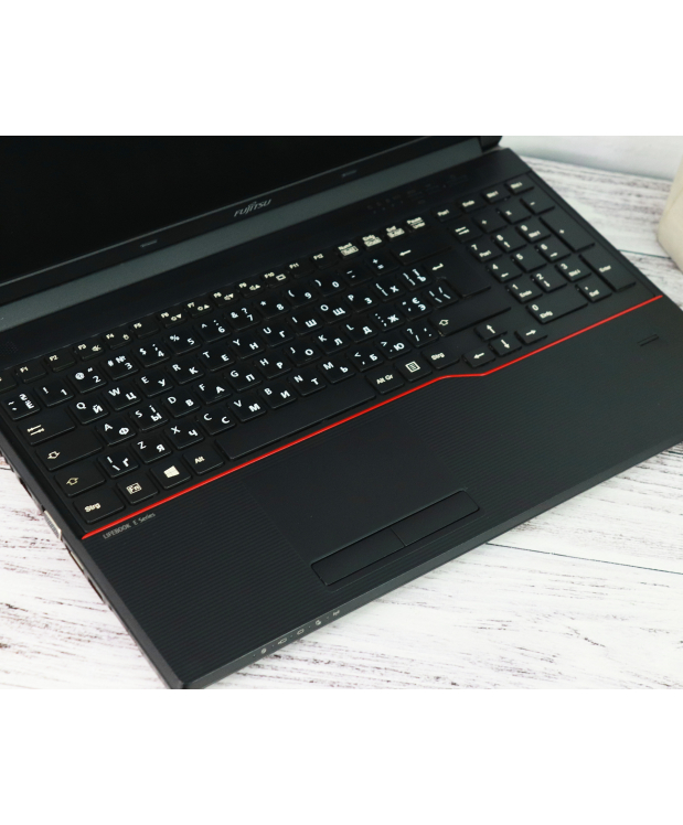 Ноутбук 15.6 Fujitsu LifeBook E556 Intel Core i5-6200U 32Gb RAM 480Gb SSD фото_9