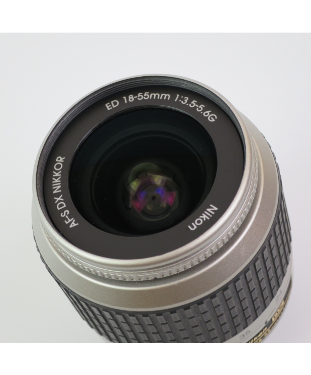 Nikon AF-S Nikkor 18-55mm 1:3.5-5.6 G фото_2