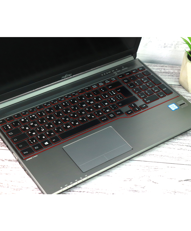 Ноутбук 15.6 Fujitsu LifeBook E756 Intel Core i5-6200U 32Gb RAM 480Gb SSD фото_8