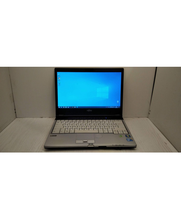 Ноутбук Б-клас Fujitsu LifeBook S760 / 13 (1366x768) TN / Intel Core i5-520M (2 (4) ядра по 2.4 - 2.93 GHz) / 4 GB DDR3 / 120 GB SSD / Intel HD Graphics фото_1
