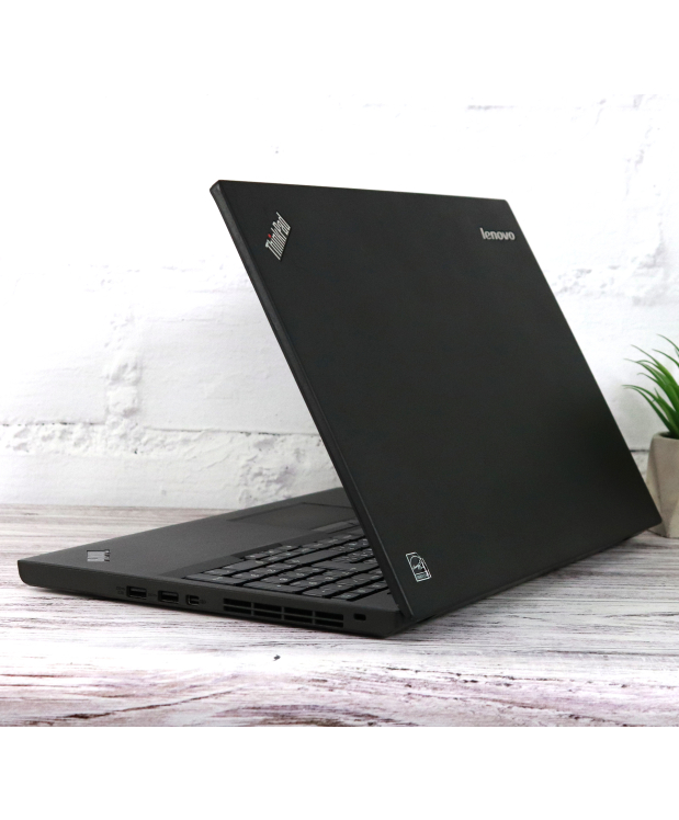 Ноутбук 15.6 Lenovo ThinkPad T550 Intel Core i5-5300U 16Gb RAM 500Gb HDD фото_1