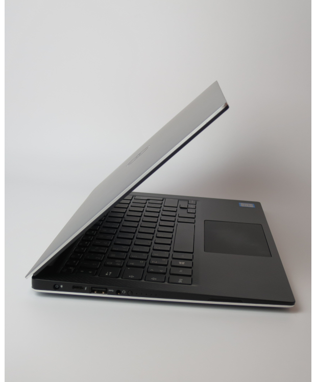 Ноутбук 13.3 Dell XPS 13 Intel Core i7-6500U 8Gb RAM 128Gb SSD IPS 4K Touch фото_4