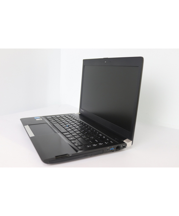Ноутбук 13.3 Toshiba Portege R30-A Intel Core i7-4610M 16Gb RAM 256Gb SSD фото_2