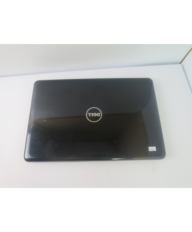 Ноутбук 17.3 Dell Inspiron 5767 Intel Core i3-6006U 8Gb RAM 1TB HDD + AMD R7 M340 2Gb фото_1