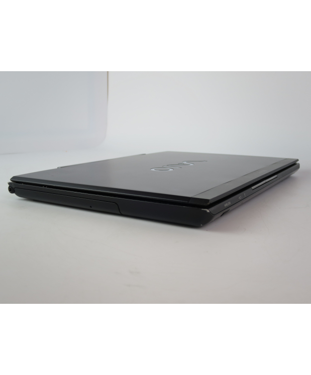 Ноутбук 13.3 Sony Vaio VPC-SA2c5e Intel Core i7-2620M 8Gb RAM 500Gb HDD фото_1