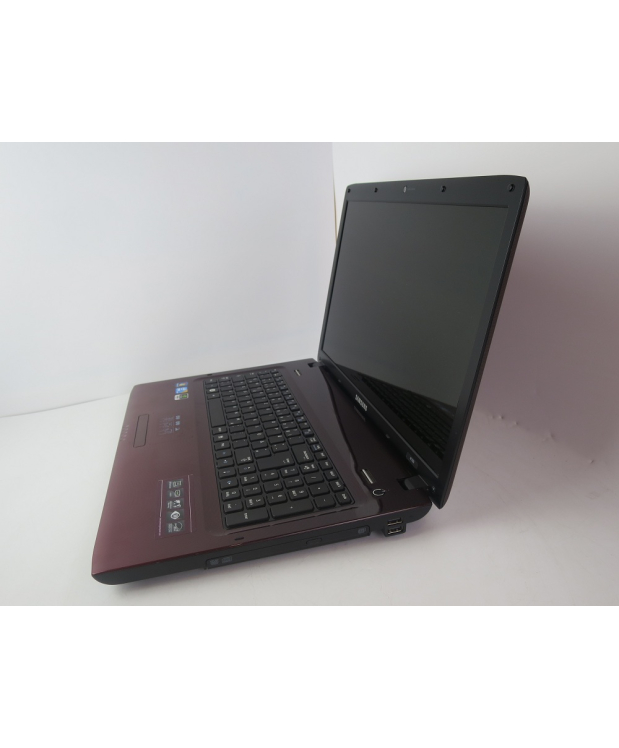 Ноутбук 17.3 Samsung R780 Intel Core i7-620M 4Gb RAM 320Gb HDD фото_1