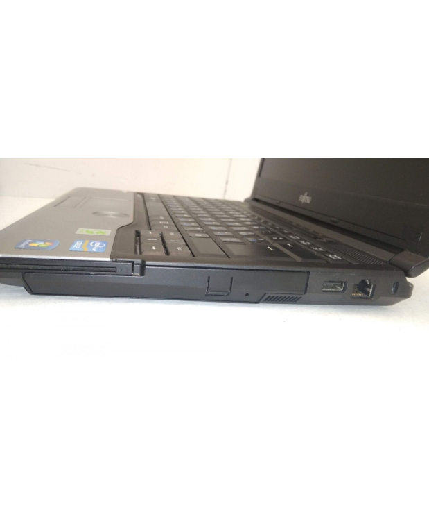 Ноутбук Fujitsu LifeBook E734 / 13.3 (1366x768) TN / Intel Core i5-3230M (2 (4) ядра по 2.6 - 3.2 GHz) / 4 GB DDR3 / 320 GB HDD / Intel HD Graphics 4000 / WebCam фото_4
