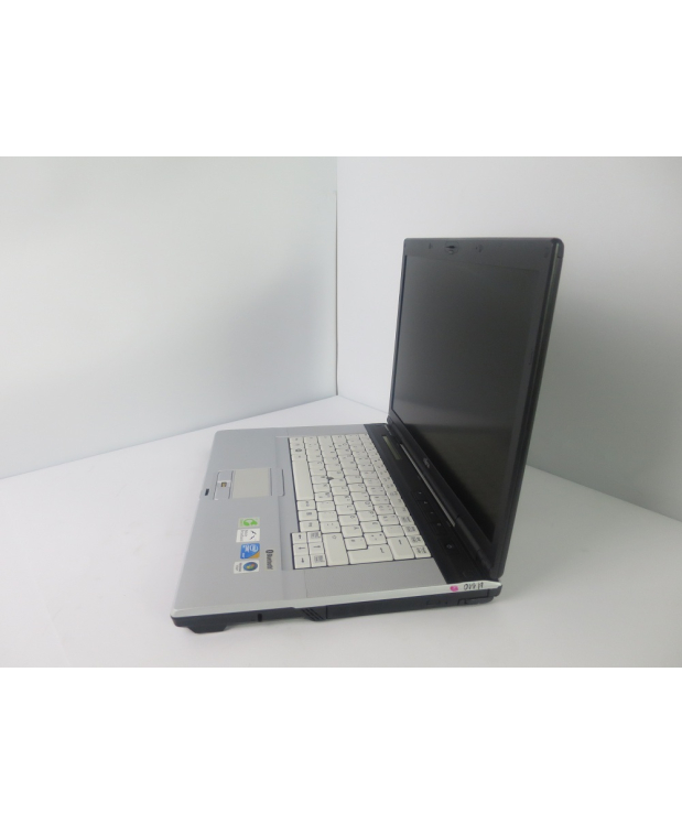 Ноутбук 15.4 Fujitsu-Siemens E8420 Intel Core 2 Duo P8700 4Gb RAM 160Gb HDD фото_1
