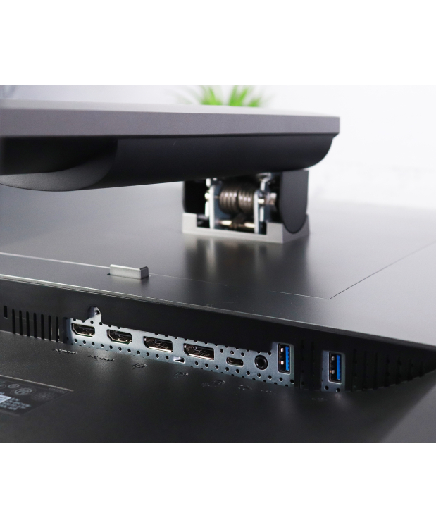 Монітор 42.5 Dell U4320Q 4K UltraHD IPS HDMI/DisplayPort/Type-C USB-Hub C-Class фото_4