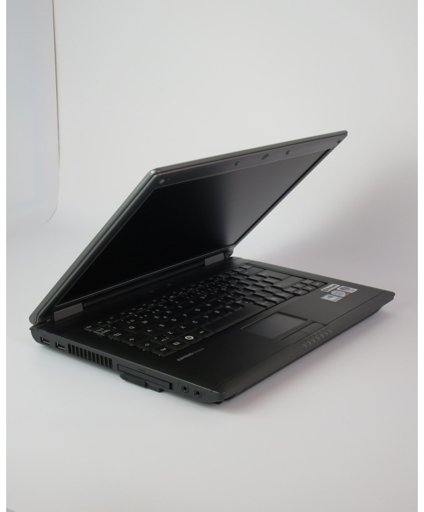 Ноутбук 14.1 Fujitsu Esprimo M9400 Intel Core 2 Duo T7300 2Gb RAM 120Gb HDD фото_1