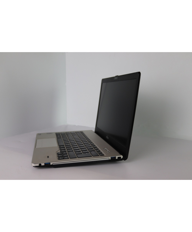 Ноутбук 13.3 Fujitsu Lifebook S904 Intel Core i5-4300U 8Gb RAM 256Gb SSD FullHD фото_1